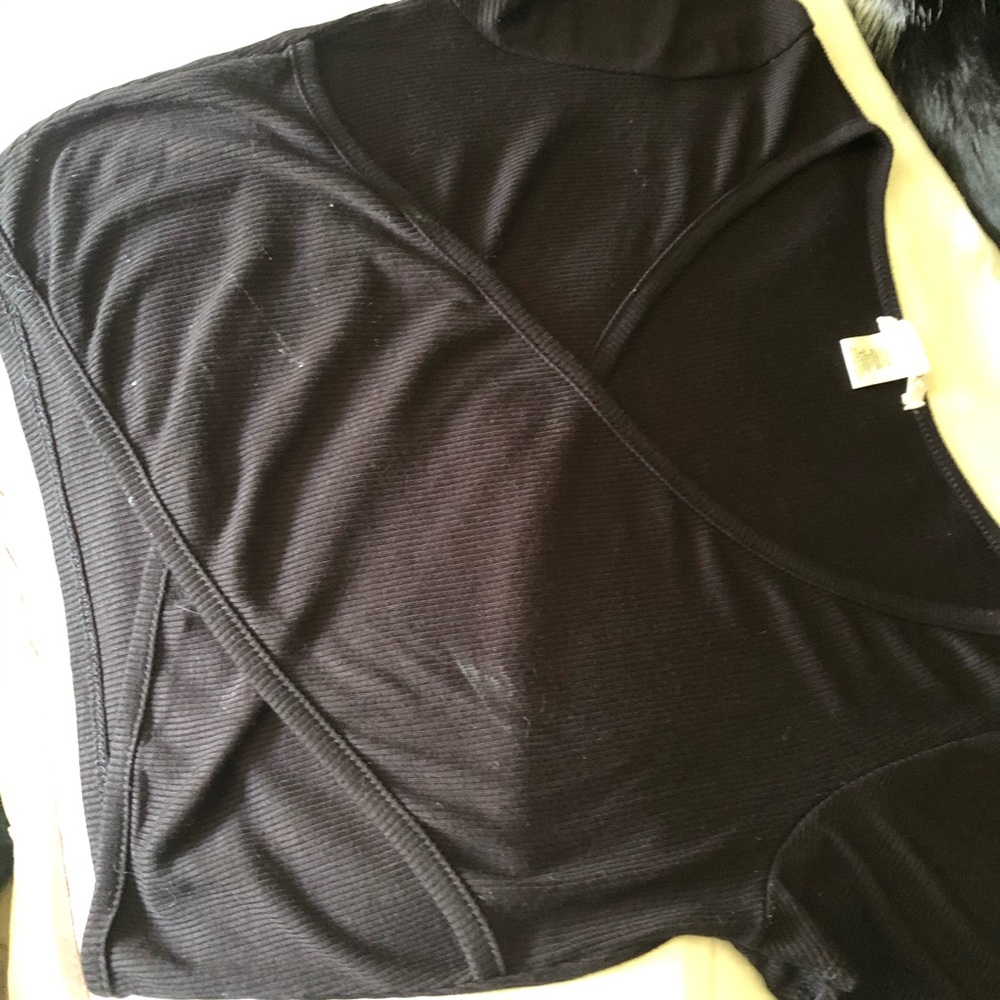 Crossover Black Top